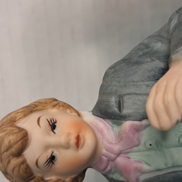 Vintage figurines couple - Picture 6 of 7